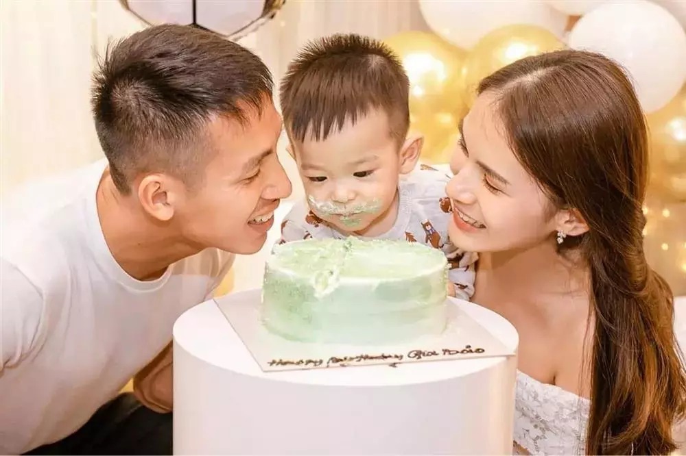 Có thể nói, Titi chính là nguồn động lực to lớn giúp Hũng Dũng vượt qua biến cố này.