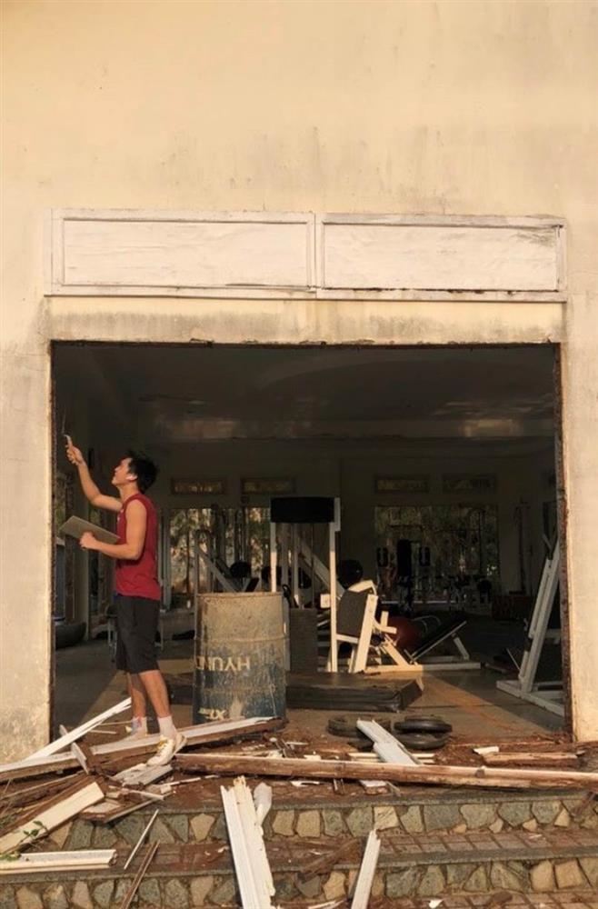 Nhìn chàng 'thợ xây' thế này ai mà tin nổi.