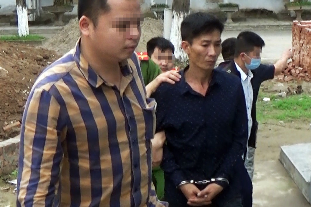 Ngày 20/3, Cơ quan cảnh sát điều tra Công an Hà Nội khám xét khẩn cấp phòng điều trị của bệnh nhân Nguyễn Xuân Quý tại bệnh viện. Ảnh: C.A.