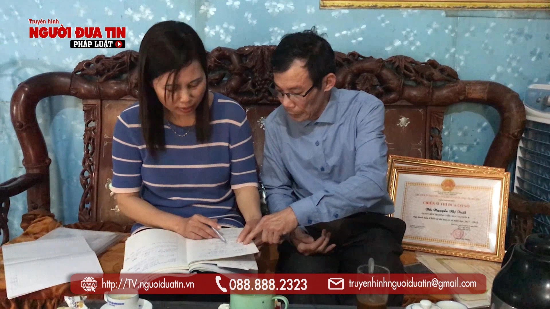 Lãnh đạo thôn Đa Phúc (Sài Sơn, Quốc Oai, Hà Nội) cũng cho rằng, từ trước đến nay, đối với gia đình thầy Phan Viết Nhân và cô Nguyễn Thị Tuất chưa từng cãi nhau với ai trong xóm, thôn. Ảnh cắt clip