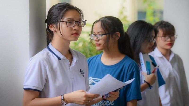 Do ảnh hưởng của Covid-19, dự kiến thí sinh đăng ký dự thi tốt nghiệp THPT từ ngày 24/4 đến ngày 10/5, đồng thời đăng ký xét tuyển đại học trong thời gian này. Kỳ thi tốt nghiệp THPT dự kiến diễn ra từ ngày 6 đến 8/7. Ảnh minh hoạ Do ảnh hưởng của Covid-19, dự kiến thí sinh đăng ký dự thi tốt nghiệp THPT từ ngày 24/4 đến ngày 10/5, đồng thời đăng ký xét tuyển đại học trong thời gian này. Kỳ thi tốt nghiệp THPT dự kiến diễn ra từ ngày 6 đến 8/7. Ảnh minh hoạ