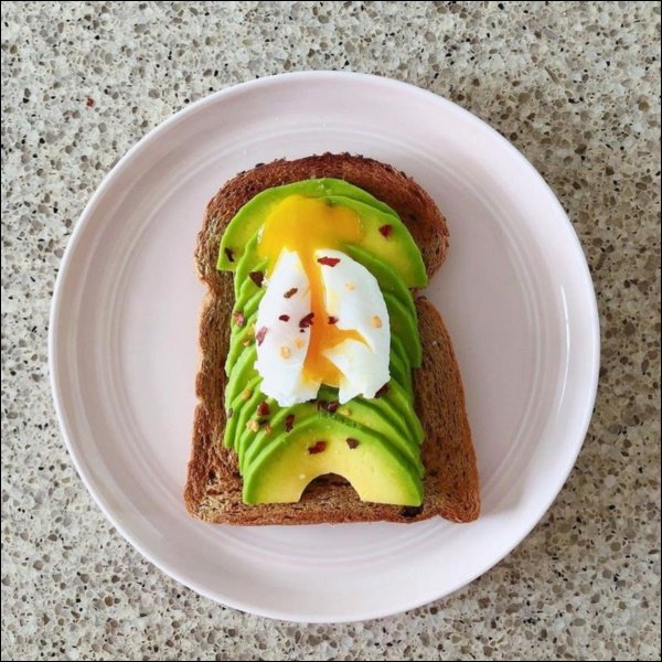 Hà Tăng khoe tiệc cuối tuần của gia đình hào môn, toàn hải sản xịn nhìn phát thèm