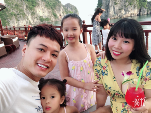 Lấy vợ khi còn khá trẻ, Hồng Đăng thậm chí còn bị không ít thị phi khi có lời đồn anh ham giàu. Ảnh: FB Lấy vợ khi còn khá trẻ, Hồng Đăng thậm chí còn bị không ít thị phi khi có lời đồn anh ham giàu. Ảnh: FB