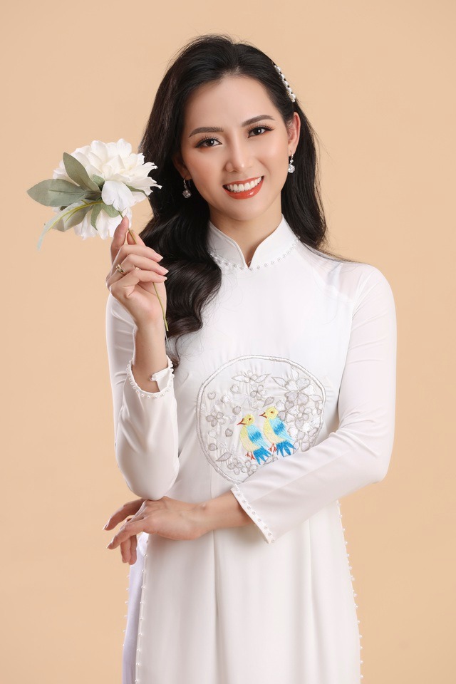 Ngọc Anh cũng là đại diện cho Hải Phòng tham dự giải Miss Yoga Việt Nam 2021 được tổ chức bởi Liên đoàn Yoga Việt Nam. Ảnh: FB