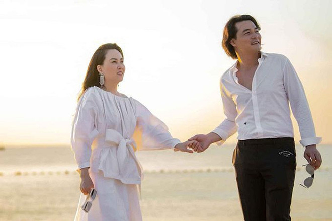 Câu chuyện tình yêu của Quách Ngọc Ngoan và Phượng Chanel trước đó đã vấp phải quá nhiều ý kiến trái chiều. Ảnh: FB Câu chuyện tình yêu của Quách Ngọc Ngoan và Phượng Chanel trước đó đã vấp phải quá nhiều ý kiến trái chiều. Ảnh: FB