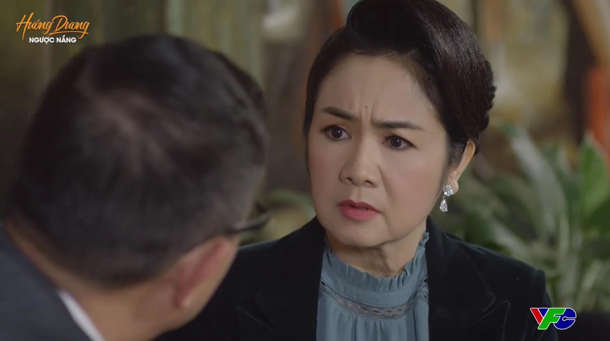 Liệu lần này bà Cúc có động lòng trước sự chân thành của ông Quân? Ảnh: VFC Liệu lần này bà Cúc có động lòng trước sự chân thành của ông Quân? Ảnh: VFC