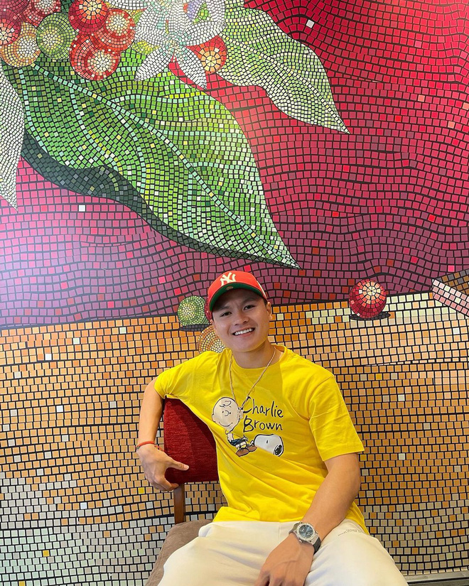 Có vẻ đây là quán quen của cặp đôi. Ảnh: FB