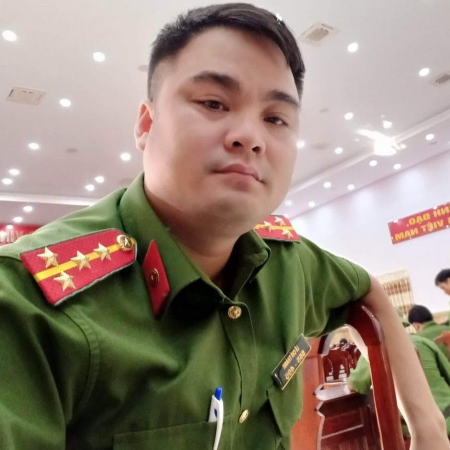 Youtuber Lê Chí Thành thời điểm còn công tác trong ngành. Ảnh: FB