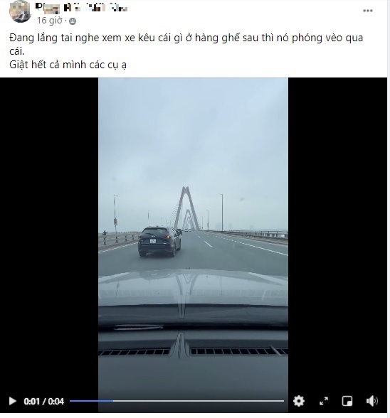 Siêu mô tô lao như bay với tốc độ 299km/h trên cầu Nhật Tân khiến nhiều người chưa kịp nhìn cái gì vừa lướt qua Siêu mô tô lao như bay với tốc độ 299km/h trên cầu Nhật Tân khiến nhiều người chưa kịp nhìn cái gì vừa lướt qua