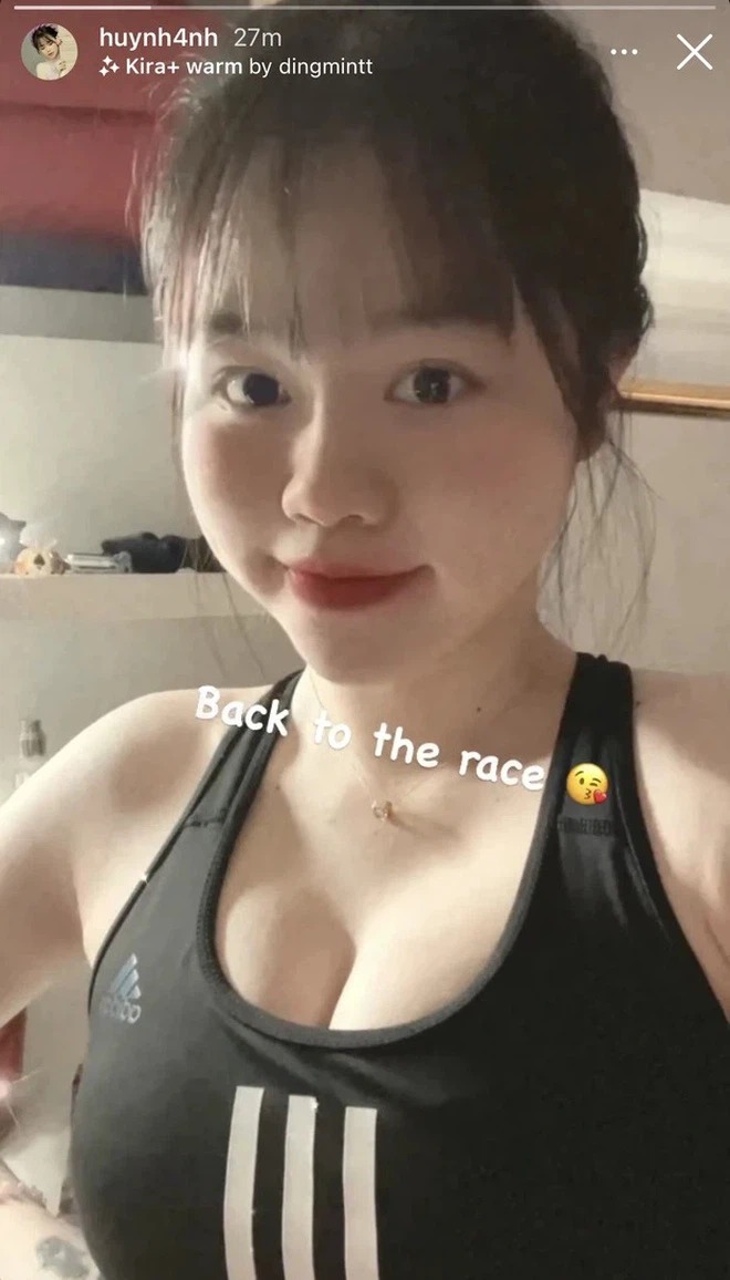 Bạn gái cũ Quang Hải sinh ra trong một gia đình doanh nhân giàu có ở Nha Trang nhưng hiện đang sống ở Hà Nội.