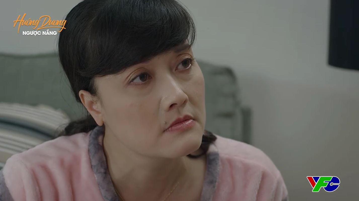 Hướng dương ngược nắng tập 61: Minh ghen khi trông thấy gia đình Hoàng đoàn tụ vui vẻ