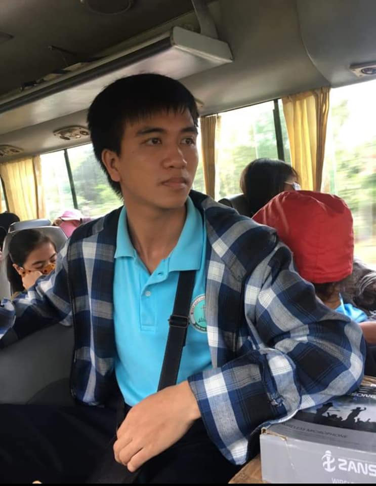 Được biết, tháng 7 này, nam sinh sẽ tốt nghiệp ngành công nghệ thông tin Trường đại học Khoa học, Đại học Huế. Ảnh: FB Được biết, tháng 7 này, nam sinh sẽ tốt nghiệp ngành công nghệ thông tin Trường đại học Khoa học, Đại học Huế. Ảnh: FB
