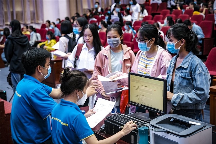 Nhiều trường chủ động chuyển hoạt động thi hết học phần sang online. Ảnh minh hoạ Nhiều trường chủ động chuyển hoạt động thi hết học phần sang online. Ảnh minh hoạ