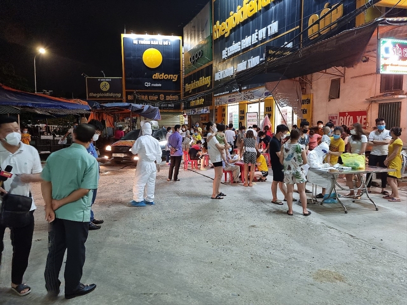 Tổng số người trong vùng phong tỏa khoảng 850.000 người. Ảnh: FB Tổng số người trong vùng phong tỏa khoảng 850.000 người. Ảnh: FB