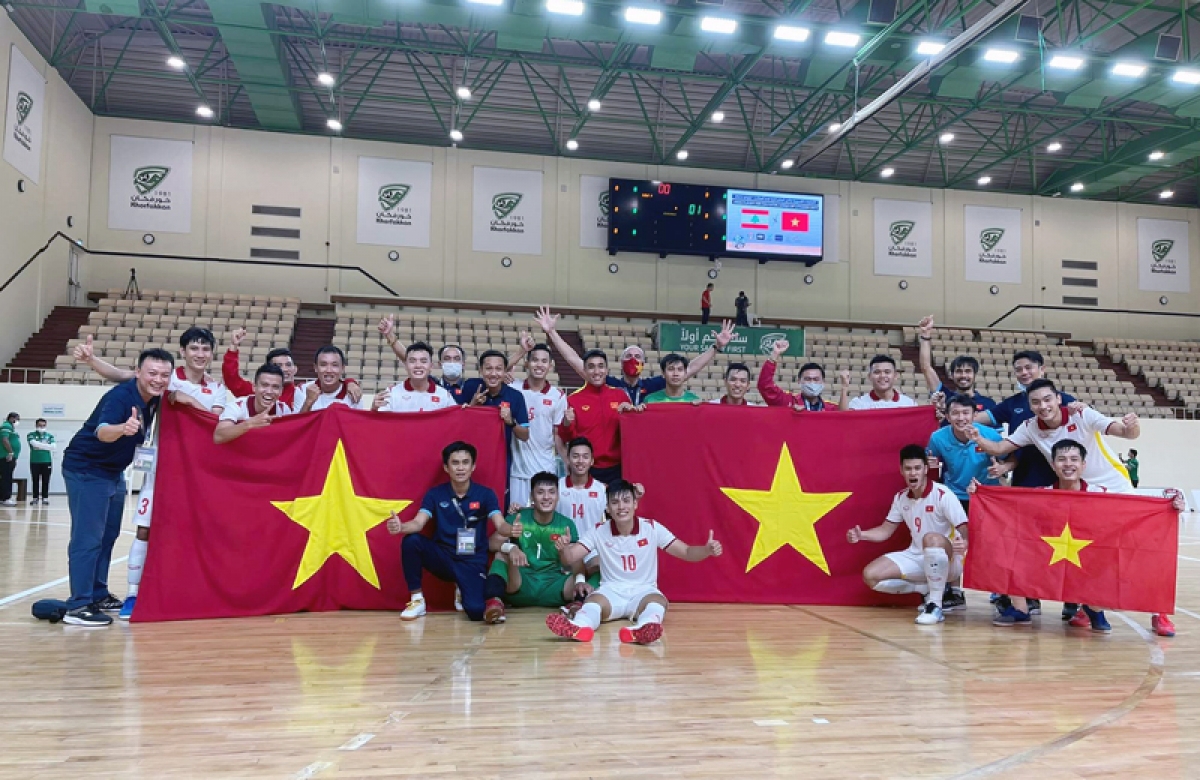 Tối 25/5, tuyển futsal Việt Nam có trận hòa 1-1 với Lebanon ở trận lượt về play-off futsal World Cup 2021. Ảnh: VFF