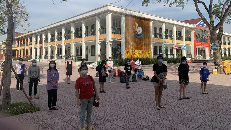 Học sinh trường THCS Ngô Sĩ Liên thực hiện nghiêm túc việc cách ly tại trường. Ảnh: FB Học sinh trường THCS Ngô Sĩ Liên thực hiện nghiêm túc việc cách ly tại trường. Ảnh: FB
