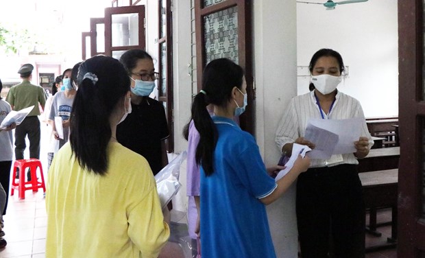 Theo kế hoạch, kỳ thi tuyển sinh vào lớp 10 công lập năm học 2021-2022 trên địa bàn Hà Nội sẽ diễn ra trong 2 ngày 10 và 11/6. Ảnh minh hoạ Theo kế hoạch, kỳ thi tuyển sinh vào lớp 10 công lập năm học 2021-2022 trên địa bàn Hà Nội sẽ diễn ra trong 2 ngày 10 và 11/6. Ảnh minh hoạ