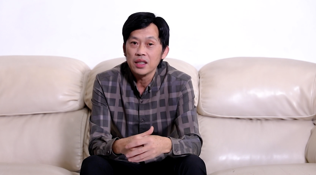 Hoài Linh cúi đầu xin lỗi, lý giải việc giải ngân chớp nhoáng hơn 15 tỷ đồng tiền từ thiện 4 Hoài Linh cúi đầu xin lỗi, lý giải việc giải ngân chớp nhoáng hơn 15 tỷ đồng tiền từ thiện 4