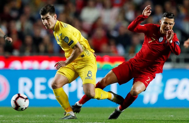 Ở vòng loại, Ukraine nhiều lần khiến CR7 và các đồng đội phải điêu đứng. Ảnh: Eurosports Ở vòng loại, Ukraine nhiều lần khiến CR7 và các đồng đội phải điêu đứng. Ảnh: Eurosports