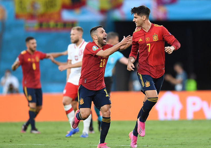 Slovakia đang muốn gây sốc cho Tây Ban Nha ngay ở sân nhà Sevilla. Slovakia đang muốn gây sốc cho Tây Ban Nha ngay ở sân nhà Sevilla.