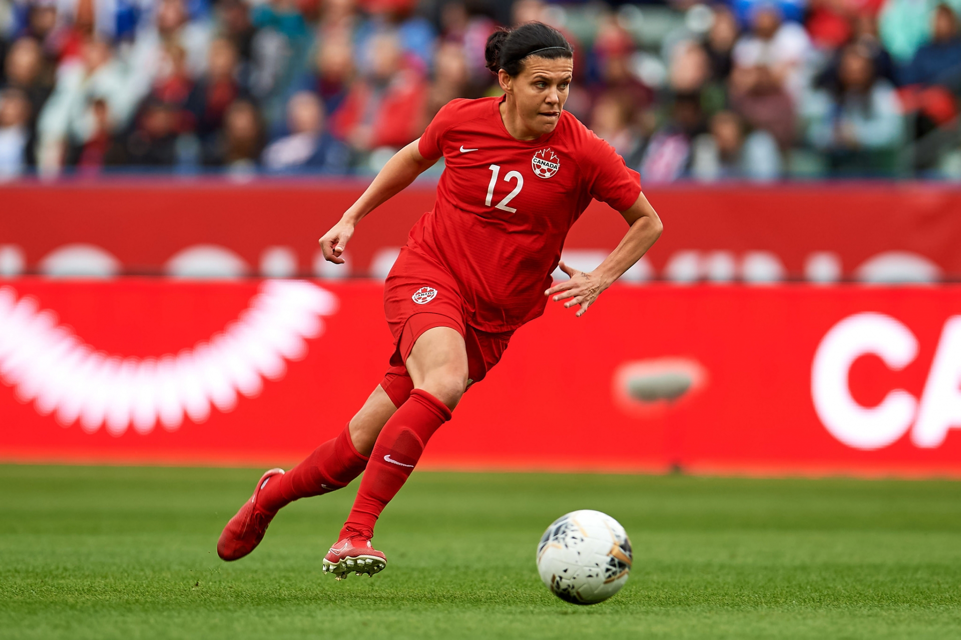 Christine Sinclair hiện đang giữ kỷ lục giành được nhiều giải thưởng nhất Canada, với tổng cộng 14 lần được vinh danh là Cầu thủ của năm, trong đó có 11 năm liên tiếp từ 2004 đến 2014. Christine Sinclair hiện đang giữ kỷ lục giành được nhiều giải thưởng nhất Canada, với tổng cộng 14 lần được vinh danh là Cầu thủ của năm, trong đó có 11 năm liên tiếp từ 2004 đến 2014.