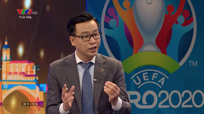 Cặp bài trùng BLV Tạ Biên Cương - Khắc Cường tiếp tục giữ phong độ 'nhả' quote trong trận Chung kết Euro 2020 2