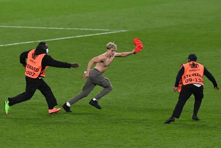 Xuất thân không ngờ của hot boy 6 múi chơi trò 'mèo vờn chuột' trong trận chung kết Euro 2020 2