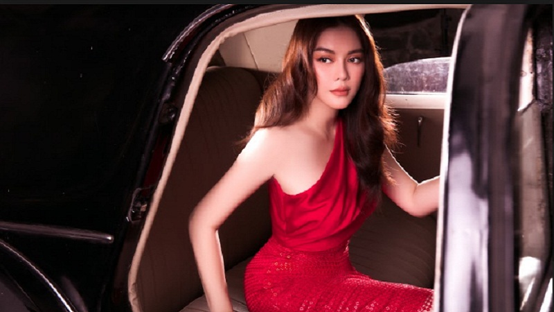 Lý Nhã Kỳ xinh đẹp, thành công ở tuổi 39. Ảnh: FBNV