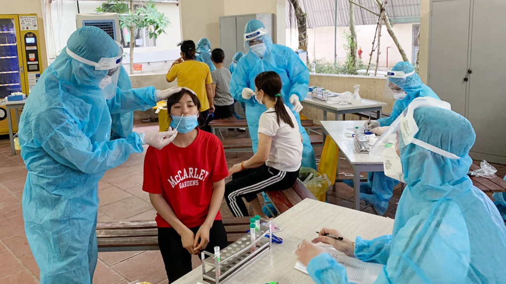 Các điều kiện về nơi ở, vệ sinh của người thực hiện cách ly cũng như trách nhiệm của người cách ly, nhân viên y tế, lực lượng chức năng trên địa bàn F1 cư trú được quy định như Hướng dẫn chung của Bộ Y tế về cách ly tại nhà. Ảnh minh hoạ