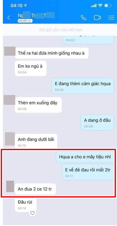 Nhiều người chỉ trích cô gái quá thực dụng, không chung thủy. Nhiều người chỉ trích cô gái quá thực dụng, không chung thủy.