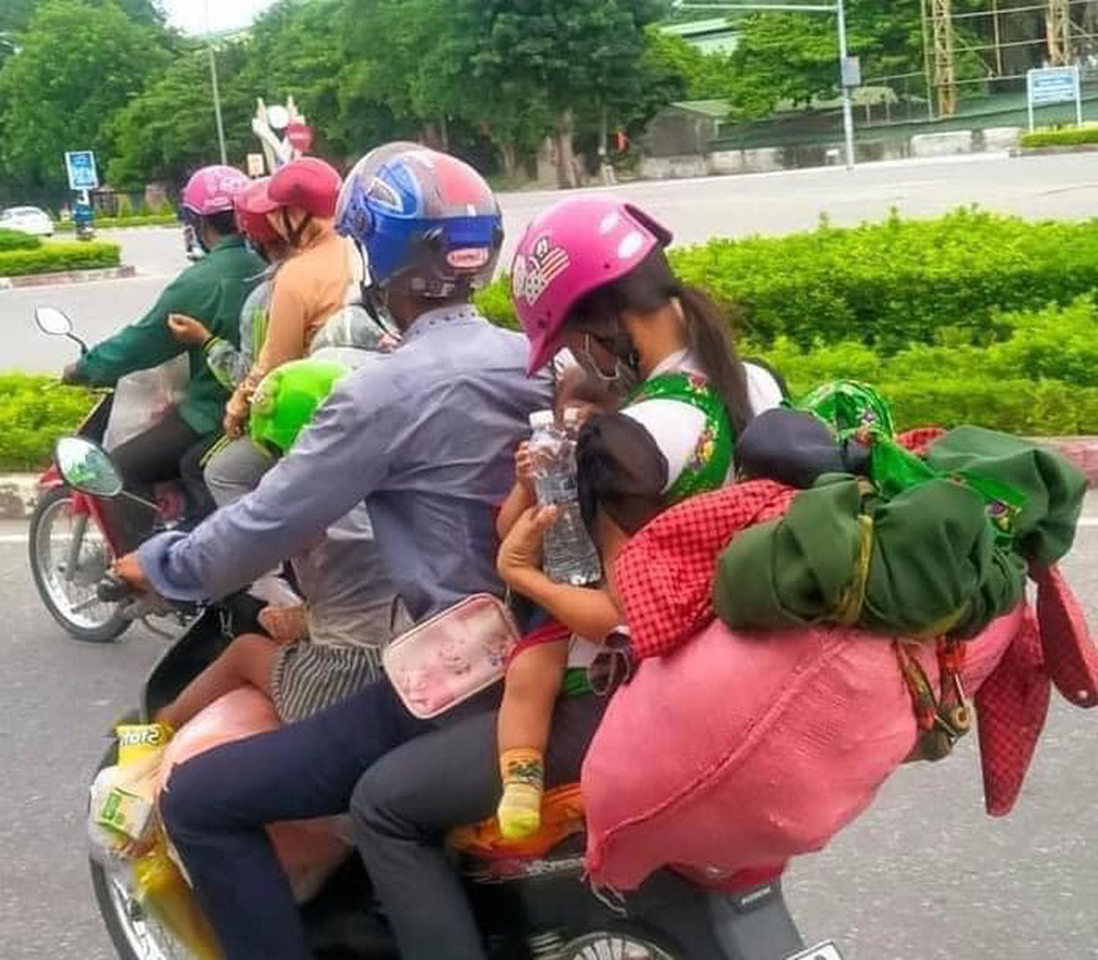 2 vợ chồng đùm con 10 ngày tuổi vượt 1400km về Nghệ An tránh dịch: Xin phép không nhận thêm tiền hỗ trợ 5 2 vợ chồng đùm con 10 ngày tuổi vượt 1400km về Nghệ An tránh dịch: Xin phép không nhận thêm tiền hỗ trợ 5