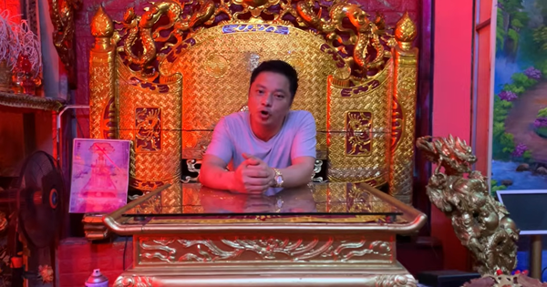 Hà Nội kiểm tra, xử lý người tự xưng là 'Ngọc Hoàng đại đế để giúp trăm họ chống COVID-19' 1 Hà Nội kiểm tra, xử lý người tự xưng là 'Ngọc Hoàng đại đế để giúp trăm họ chống COVID-19' 1