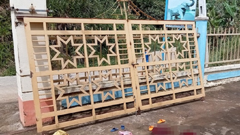 Quảng Nam: Cổng trường mầm non bị sập khiến 2 trẻ thương vong 1