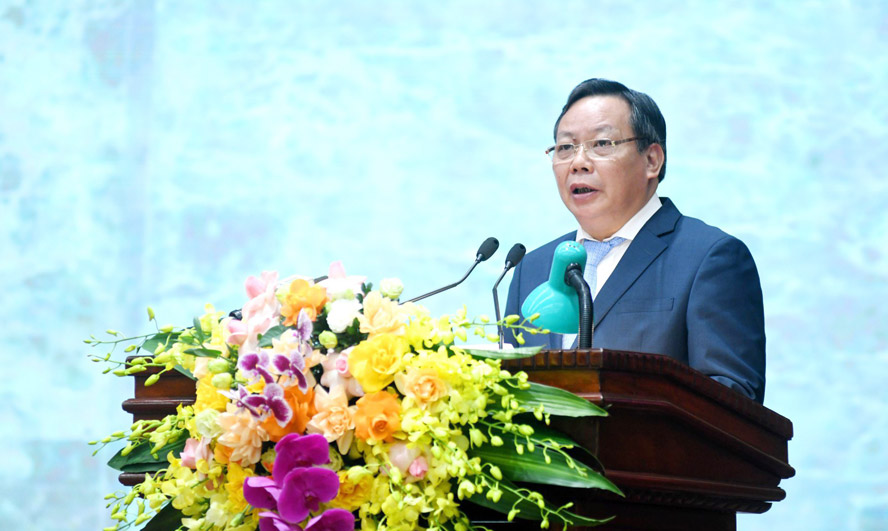 Phó Bí thư Thành ủy Hà Nội Nguyễn Văn Phong phát biểu tham luận tại hội nghị.Phát huy sức mạnh văn hóa dân tộc Phó Bí thư Thành ủy Hà Nội Nguyễn Văn Phong phát biểu tham luận tại hội nghị.Phát huy sức mạnh văn hóa dân tộc
