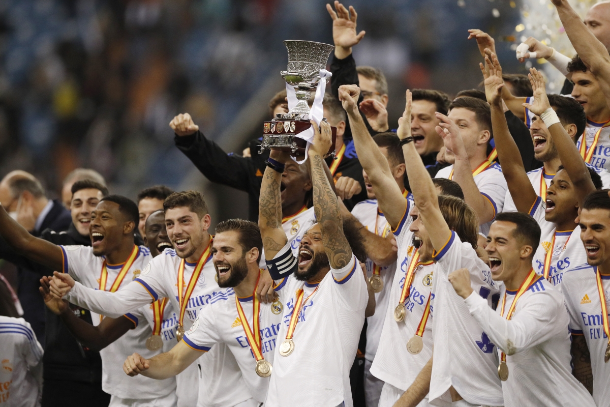 Modric 'vẽ cầu vồng' đẹp mắt, Real Madrid giành Siêu cúp Tây Ban Nha  3