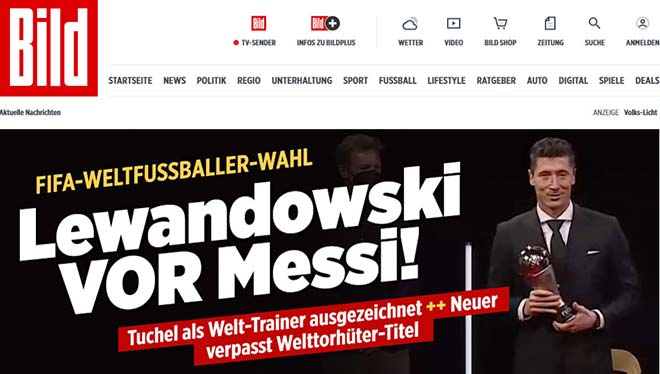 Tờ báo Đức lại giật dòng tít đơn giản “Lewandowski đứng trước Messi”, gọi siêu sao Argentina là “đối thủ trực tiếp” của Lewy.