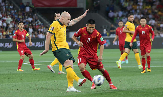 Australia vs Việt Nam (Hiệp 1): Lưới của thủ môn Tấn Trường rung lên lần thứ 2 2