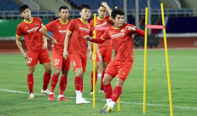 Cuộc khủng hoảng nhân sự trên hàng công cho phép ông Park mạnh dạn hơn trong những thay đổi. Muốn hay không, chiến lược gia người Hàn cũng không còn nhiều lựa chọn ở vị trí tiền đạo cắm.