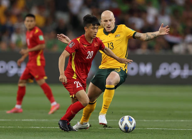 Australia vs Việt Nam (Hiệp 1): Lưới của thủ môn Tấn Trường rung lên lần thứ 2 5