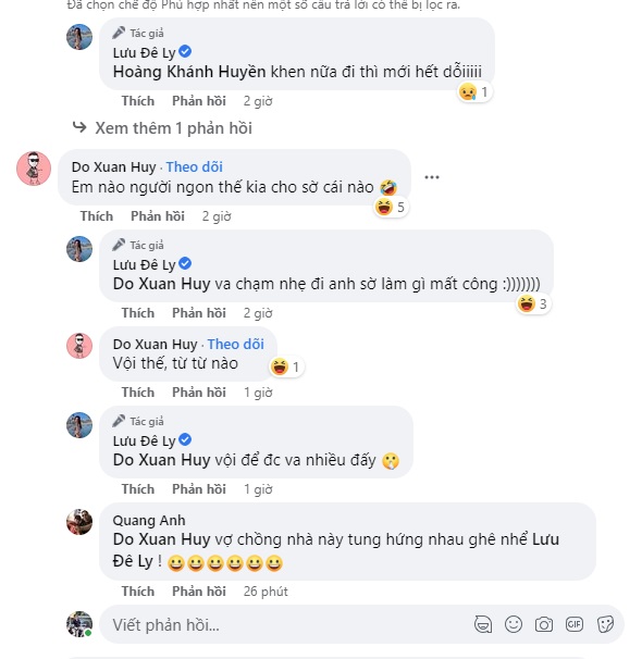 Màn tung hứng của 2 vợ chồng khiến bạn bè và CĐM vô cùng thích thú.