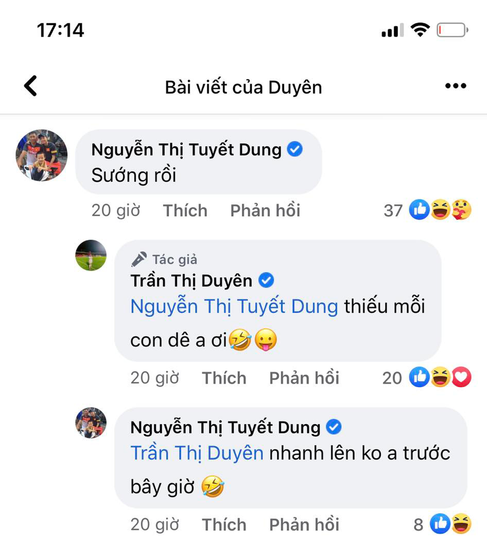 Màn đối đáp của 2 nữ tuyển thủ khiến fan hâm mộ thích thú.