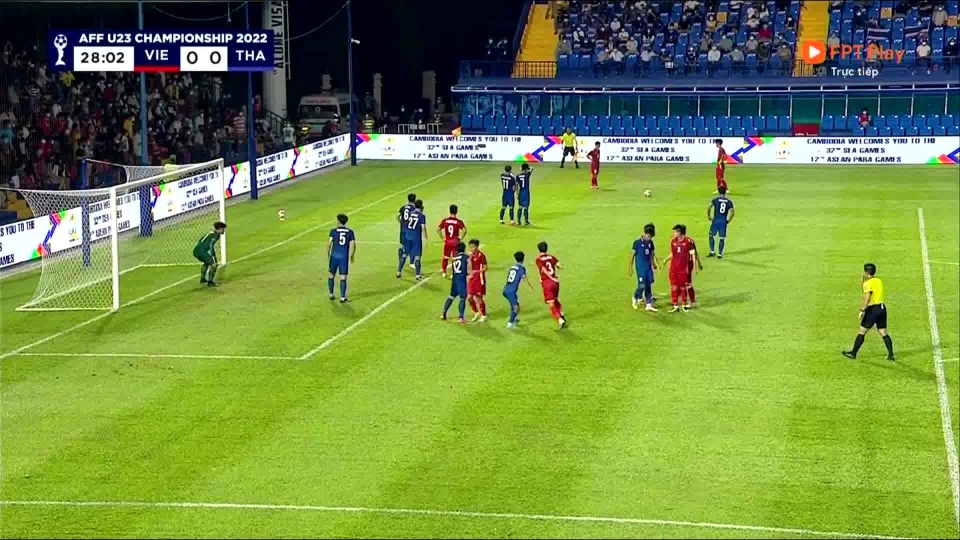 Tiền vệ Nguyễn Trung Thành tiết lộ về bí quyết đá phạt thành bàn, giúp Việt Nam hạ Thái Lan tại giải U23 Đông Nam Á tối 22/2.