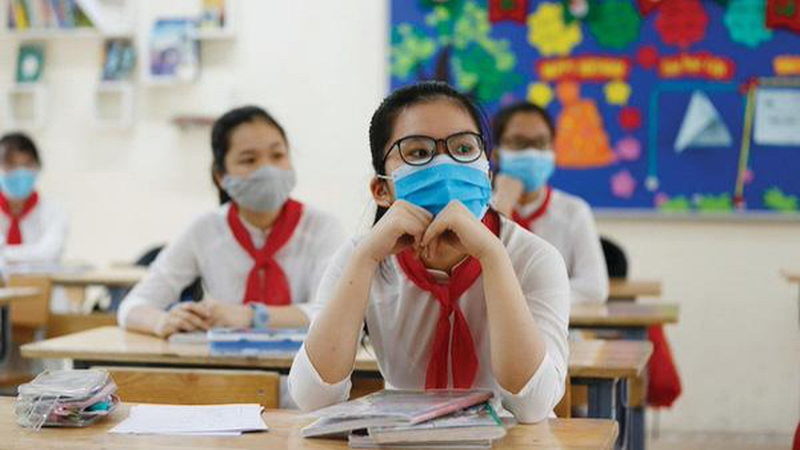 Theo thống kê của Sở GD-ĐT Quảng Ngãi, sau khi học trực tiếp (từ ngày 7/2 đến nay), số giáo viên và học sinh mắc Covid-19 trên toàn tỉnh hơn 4.300 trường hợp. Ảnh minh hoạ Theo thống kê của Sở GD-ĐT Quảng Ngãi, sau khi học trực tiếp (từ ngày 7/2 đến nay), số giáo viên và học sinh mắc Covid-19 trên toàn tỉnh hơn 4.300 trường hợp. Ảnh minh hoạ