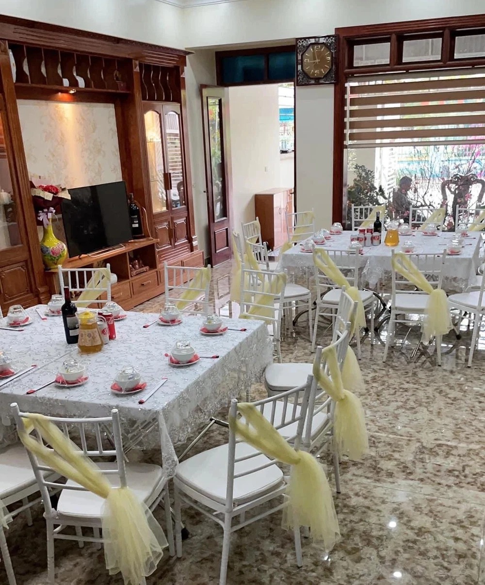 'Cô dâu' 75 tuổi bẽn lẽn ngày về nhà chồng khiến dân mạng hết lời khen ngợi - Ảnh 1