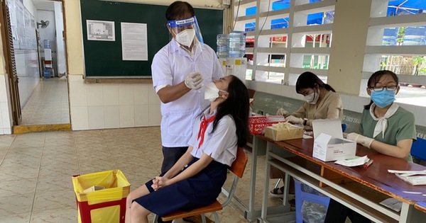 Bộ Y tế cũng đề xuất tạm dừng thông báo số ca mắc Covid-19 mỗi ngày. Bộ Y tế cũng đề xuất tạm dừng thông báo số ca mắc Covid-19 mỗi ngày.
