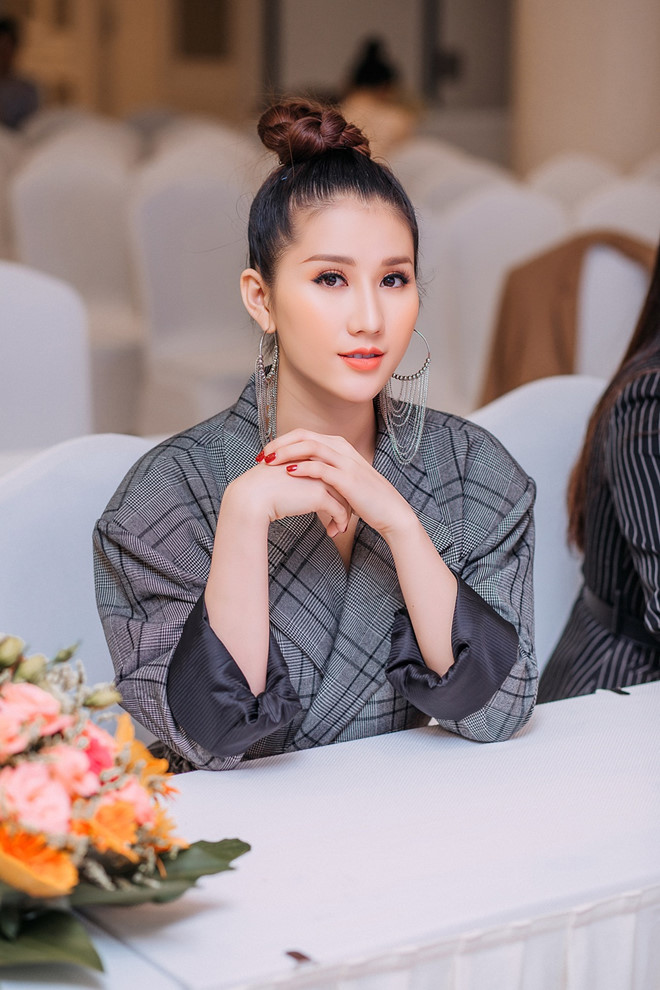 Bảo Như đang có kế hoạch kinh doanh và tham gia lĩnh vực phim ảnh. Bảo Như đang có kế hoạch kinh doanh và tham gia lĩnh vực phim ảnh.