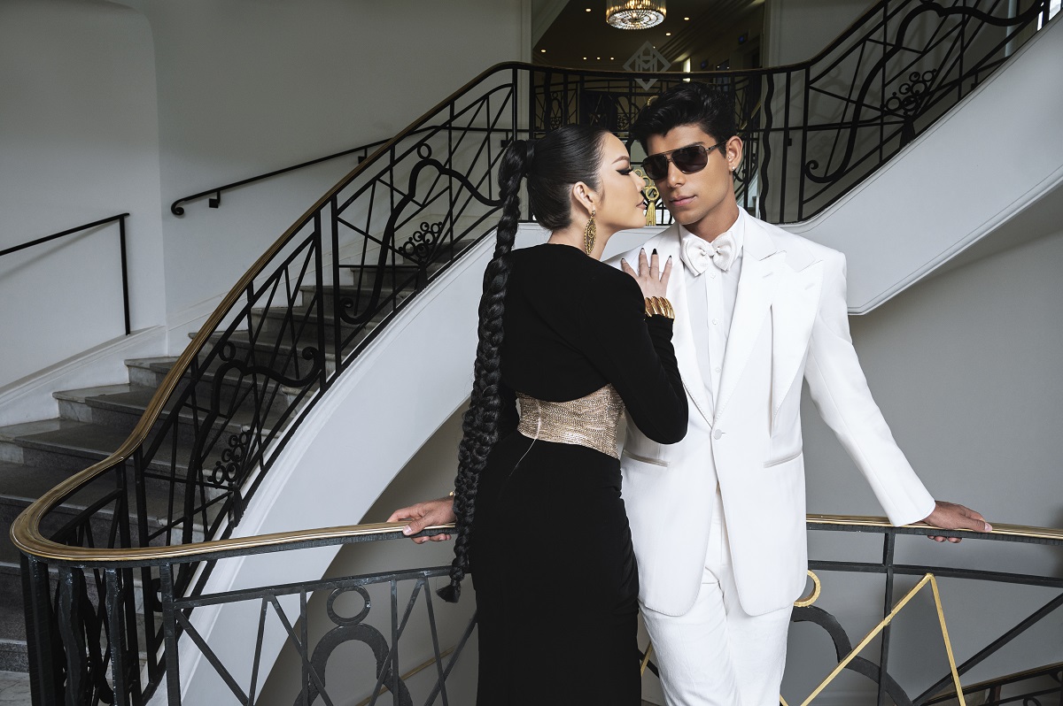Lý Nhã Kỳ tình tứ bên mỹ nam cực thân với Kim Kardashian ở LHP Cannes - Ảnh 1 Lý Nhã Kỳ tình tứ bên mỹ nam cực thân với Kim Kardashian ở LHP Cannes - Ảnh 1