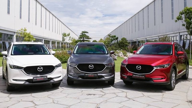 Cận Tết Hyundai SantaFe, Mazda CX-5 giảm giá không phanh lên tới gần 100 triệu đồng - Ảnh 3 Cận Tết Hyundai SantaFe, Mazda CX-5 giảm giá không phanh lên tới gần 100 triệu đồng - Ảnh 3