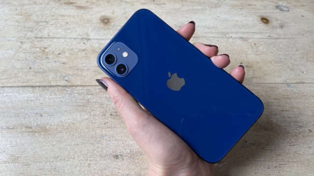 Top 4 điện thoại cao cấp đang có giá cực tốt tại Việt Nam - Ảnh 2