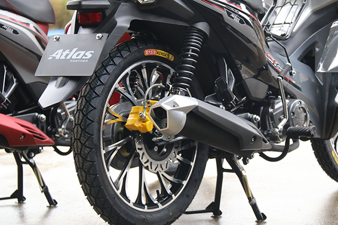Xuất hiện Honda SH 'nhái' với phân khối chỉ 50cc siêu đẹp khiến ai cũng thích mê - Ảnh 4 Xuất hiện Honda SH 'nhái' với phân khối chỉ 50cc siêu đẹp khiến ai cũng thích mê - Ảnh 4